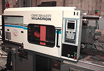 injection molding machine photo